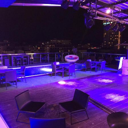 Dsure Hotel Phuket Patong Екстериор снимка
