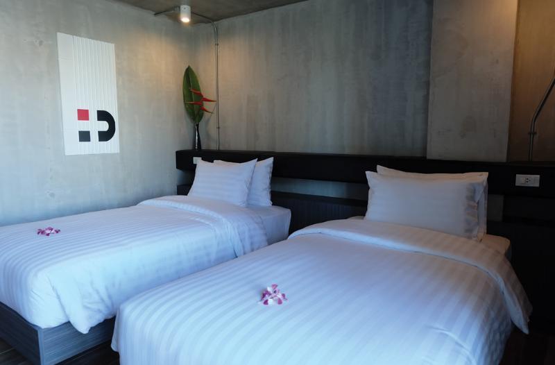 Dsure Hotel Phuket Patong Екстериор снимка