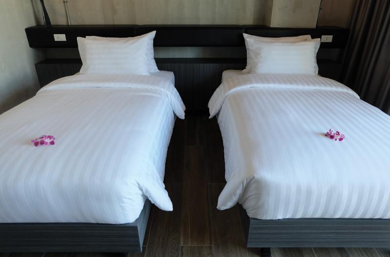 Dsure Hotel Phuket Patong Екстериор снимка