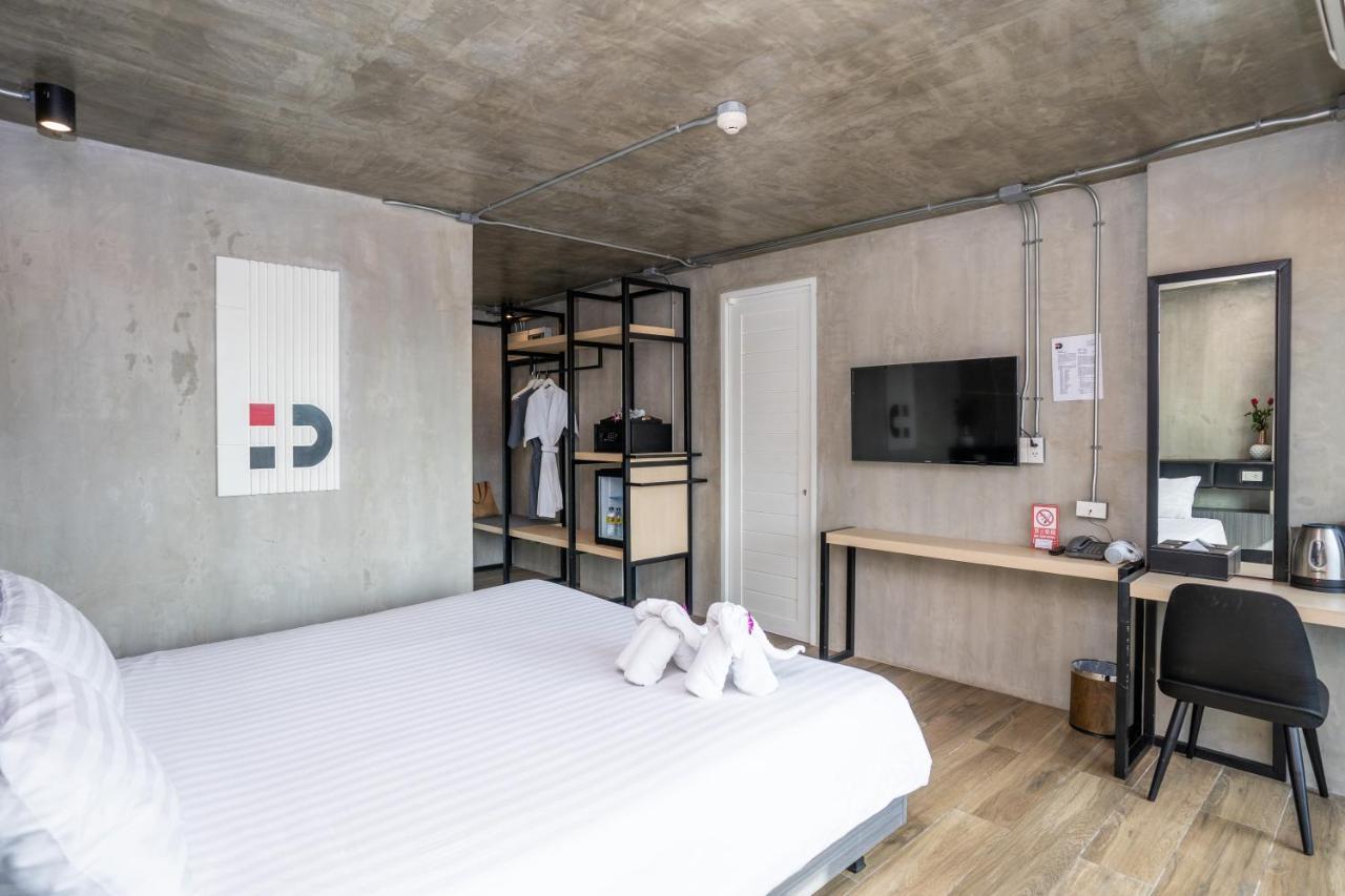 Dsure Hotel Phuket Patong Екстериор снимка